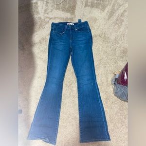 LEVI bootcut high waisted jean